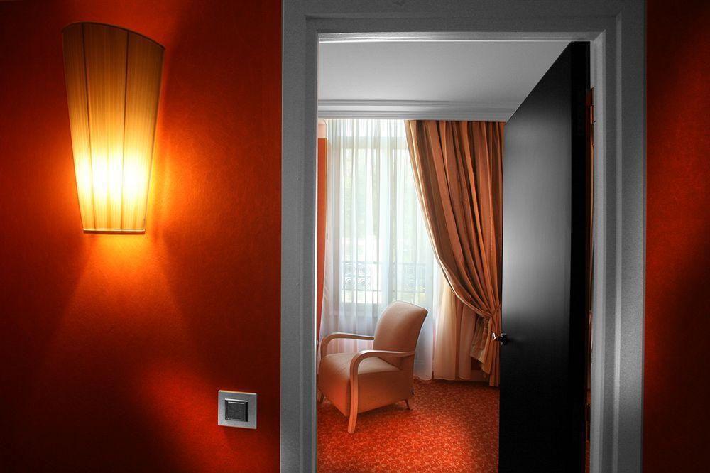 Hotel Princesse Flore Руайя Экстерьер фото