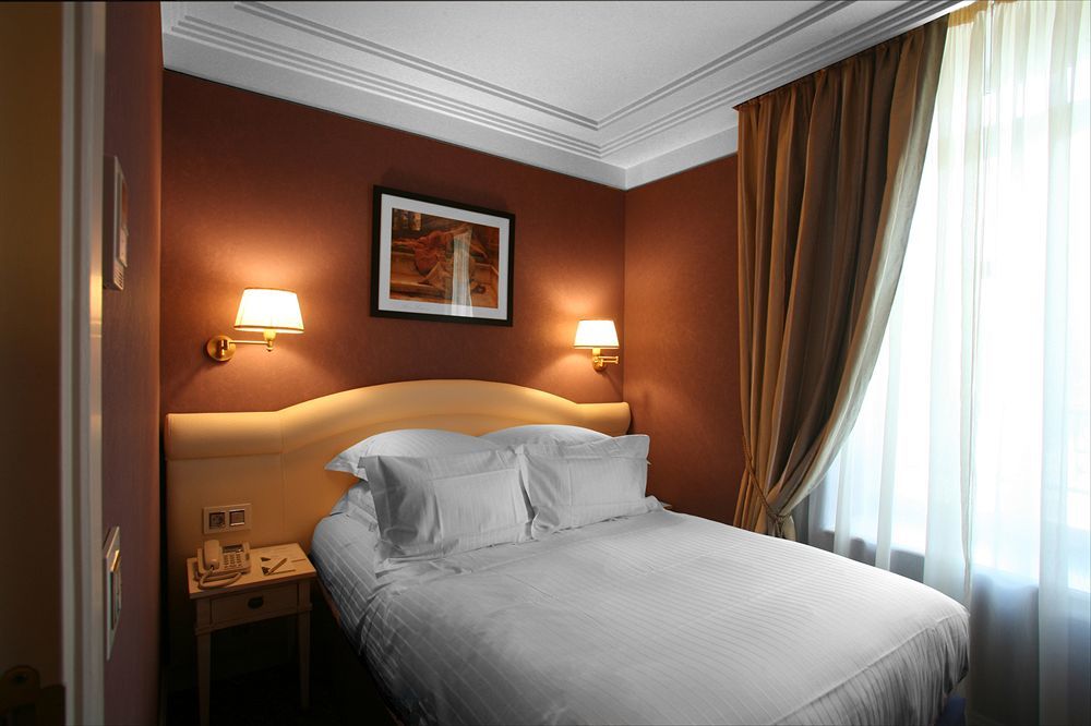 Hotel Princesse Flore Руайя Экстерьер фото