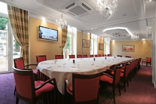 Hotel Princesse Flore Руайя Экстерьер фото